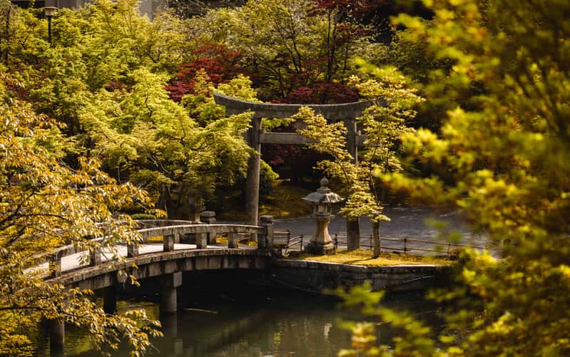 Hojo Pond, Eikando Temple