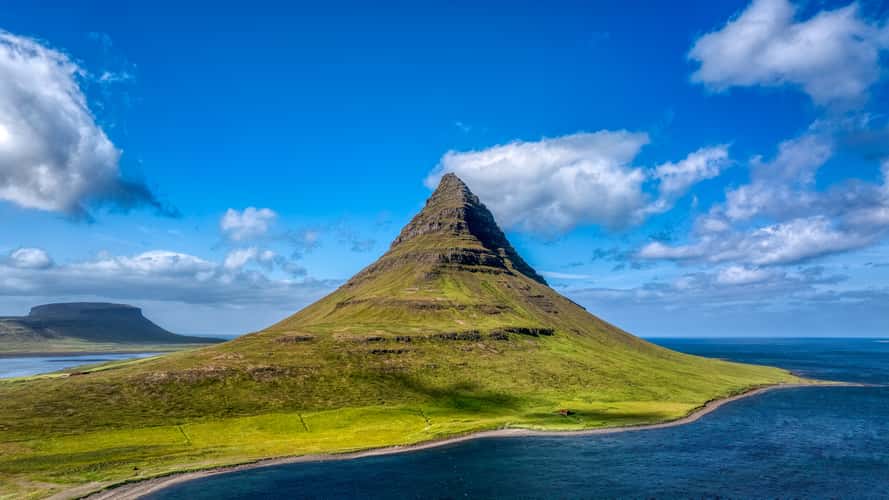 Kirkjufell Viewpoint - another view