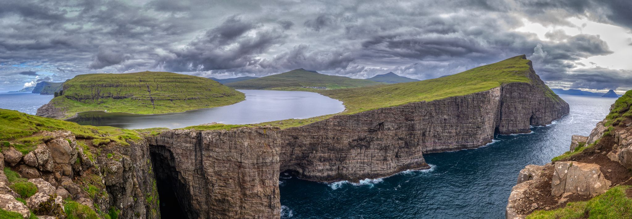 Lake Sørvágsvatn, Faroe Islands