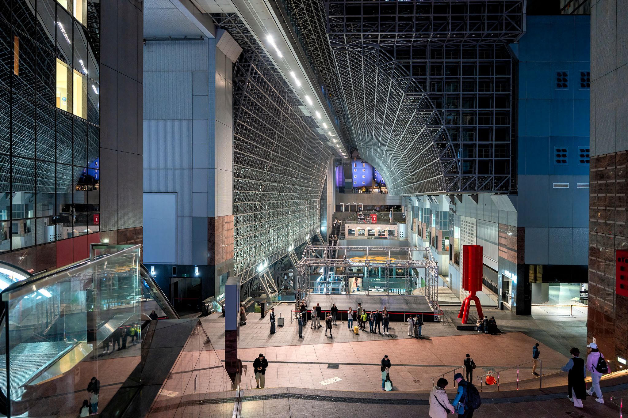 Main Station, Japan