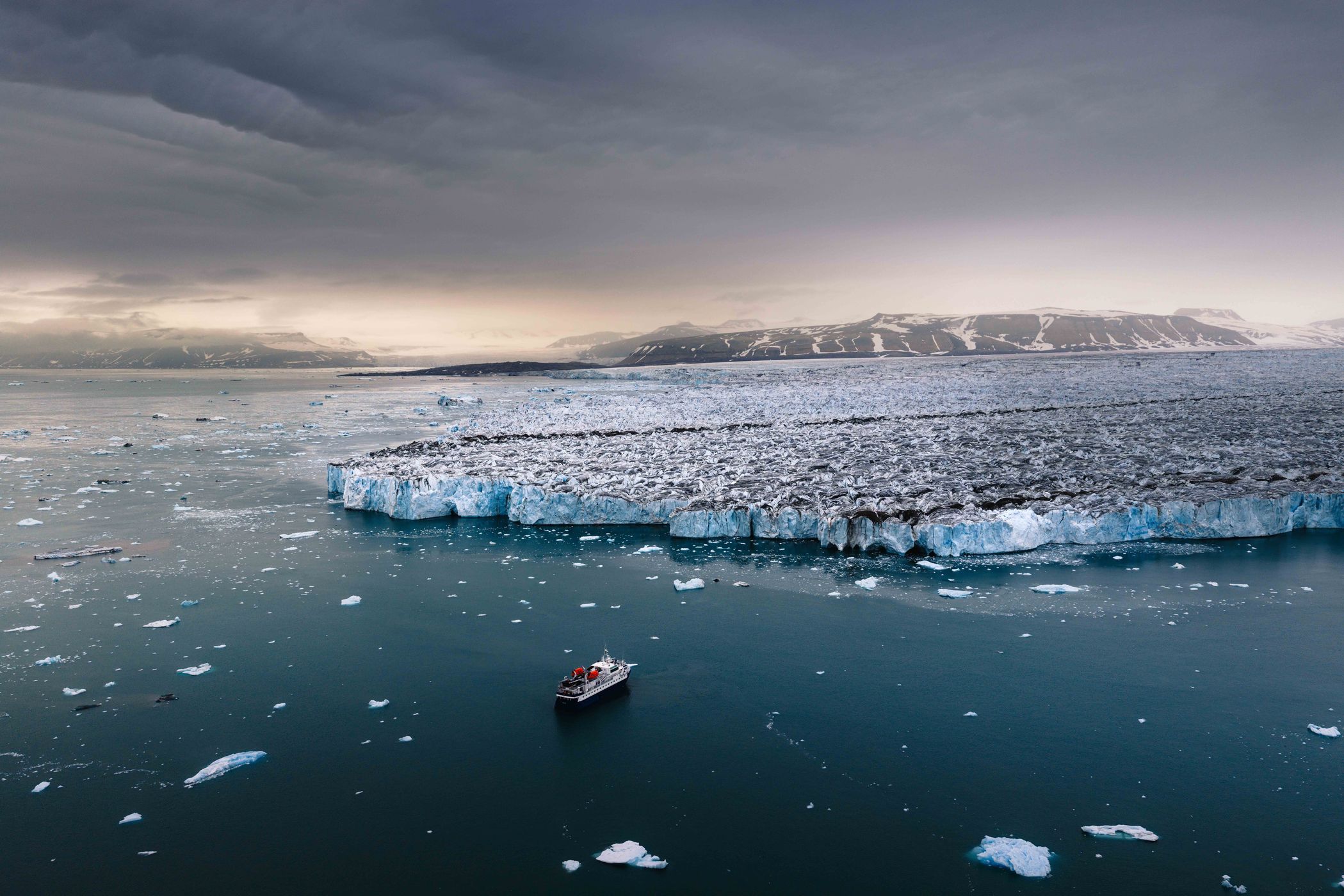 Negribreen Front Middle, Svalbard & Jan Mayen Islands