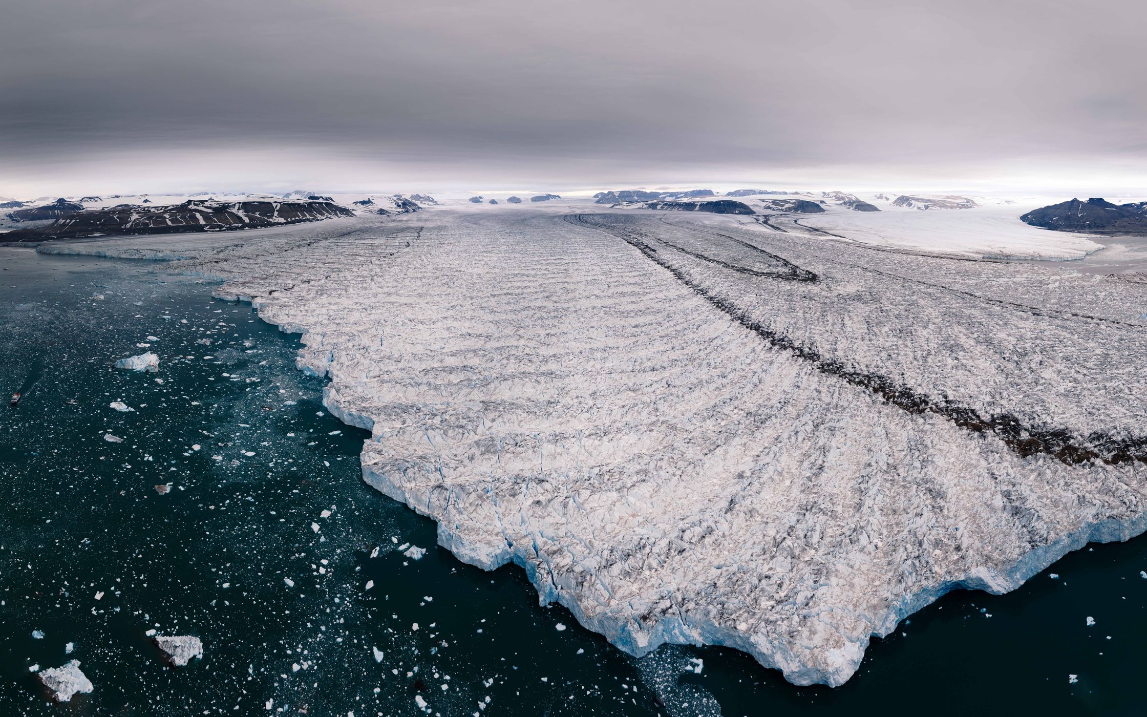Negribreen full Glacier, Svalbard & Jan Mayen Islands