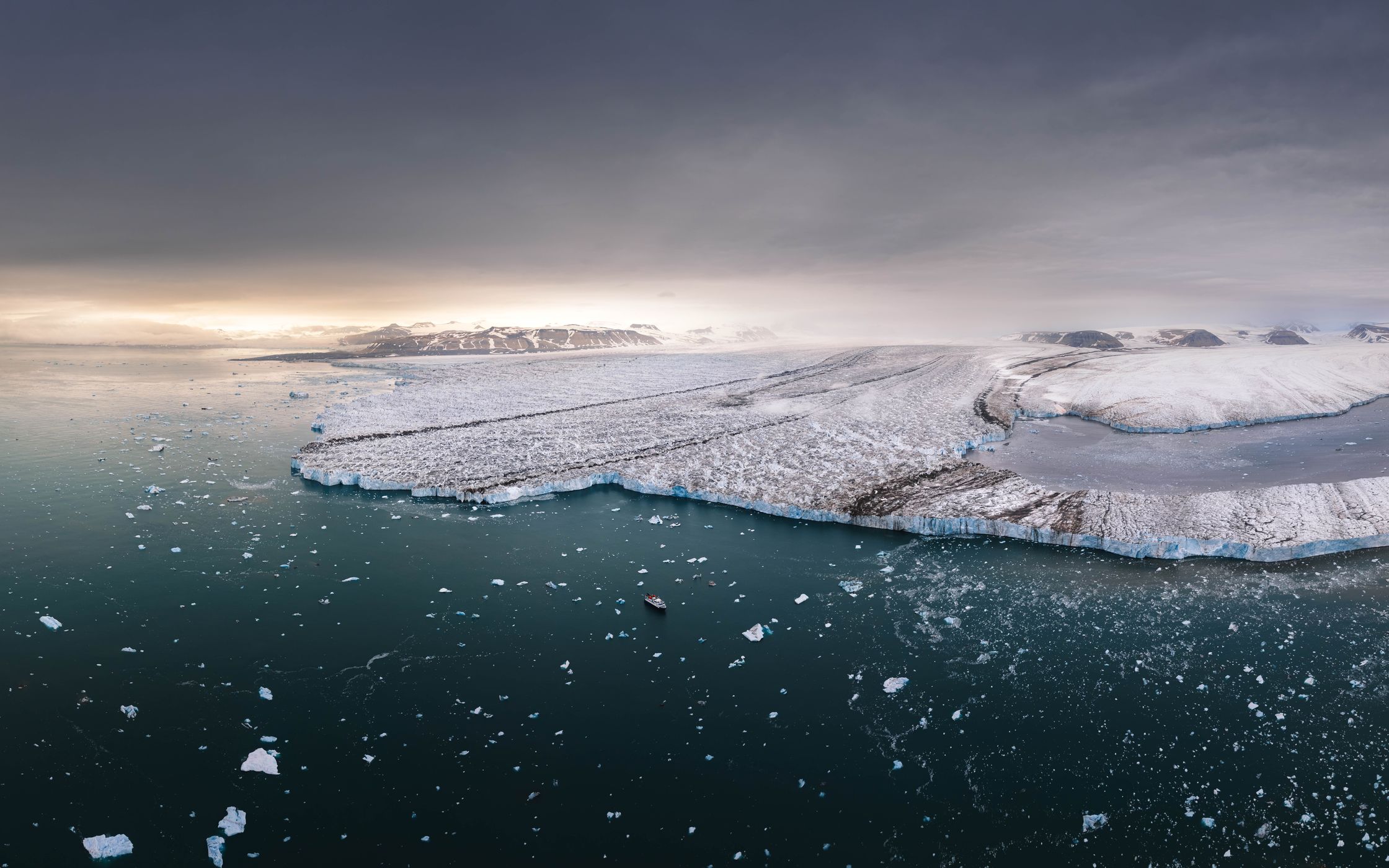 Negribreen, Svalbard & Jan Mayen Islands