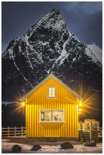 Olstind cabin in Sakrisøy