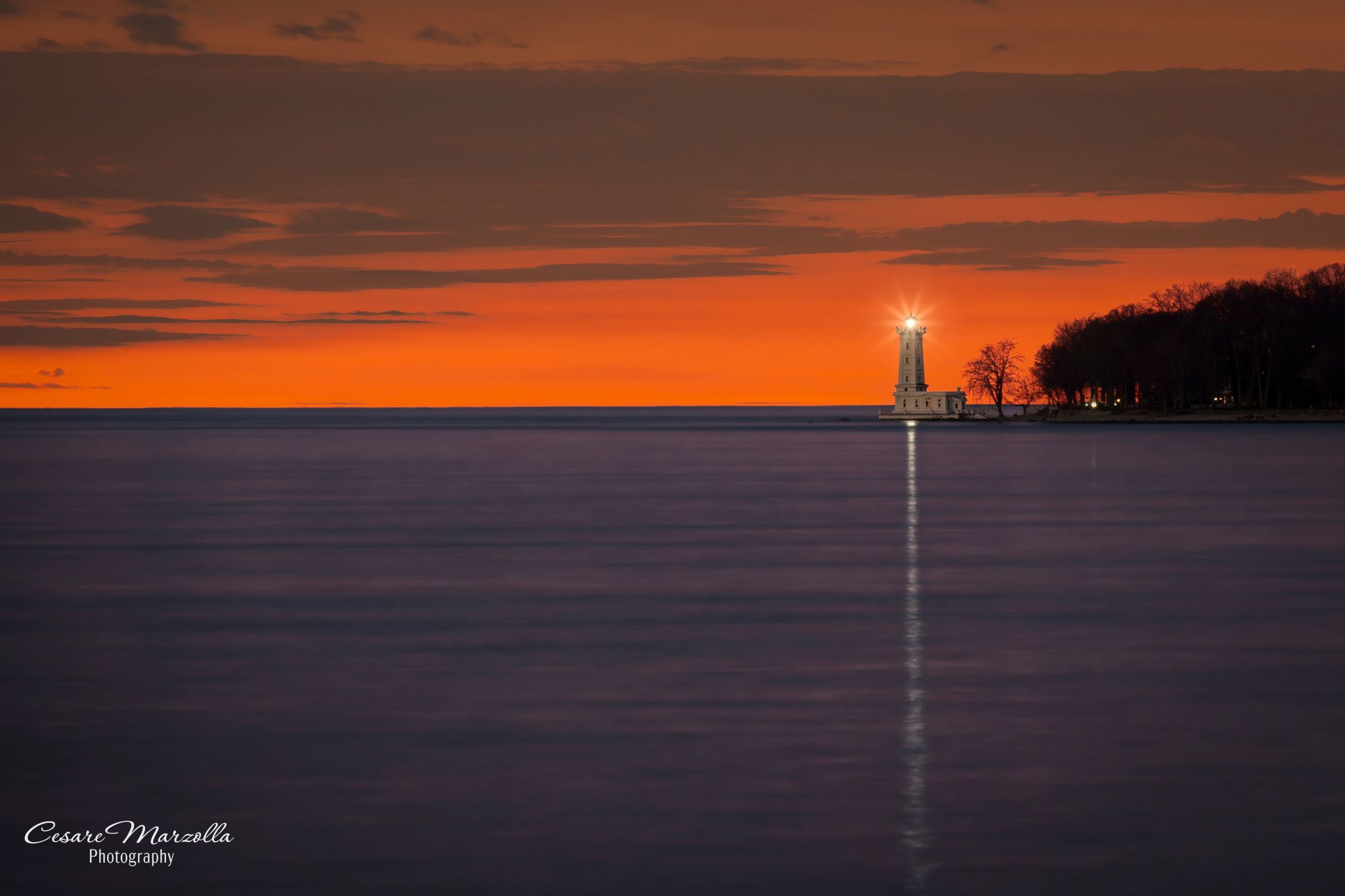 Point Abino Lighthouse in solar eclipse 2024, Canada