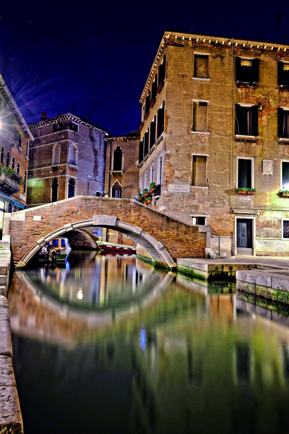 Ponte Santa Maria Nova, Italy