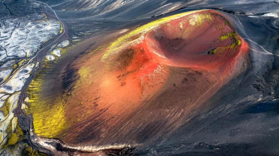 Raudaskál crater