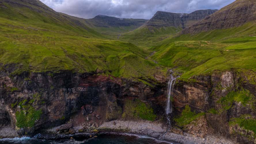 Skarðsáfossur waterfall
