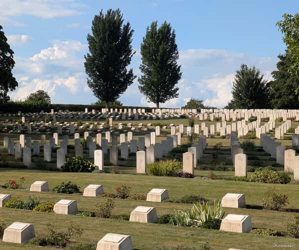 Ahlem war cemetery