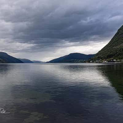 Blick auf den Eidsfjord von Nordfjordeid., Norway