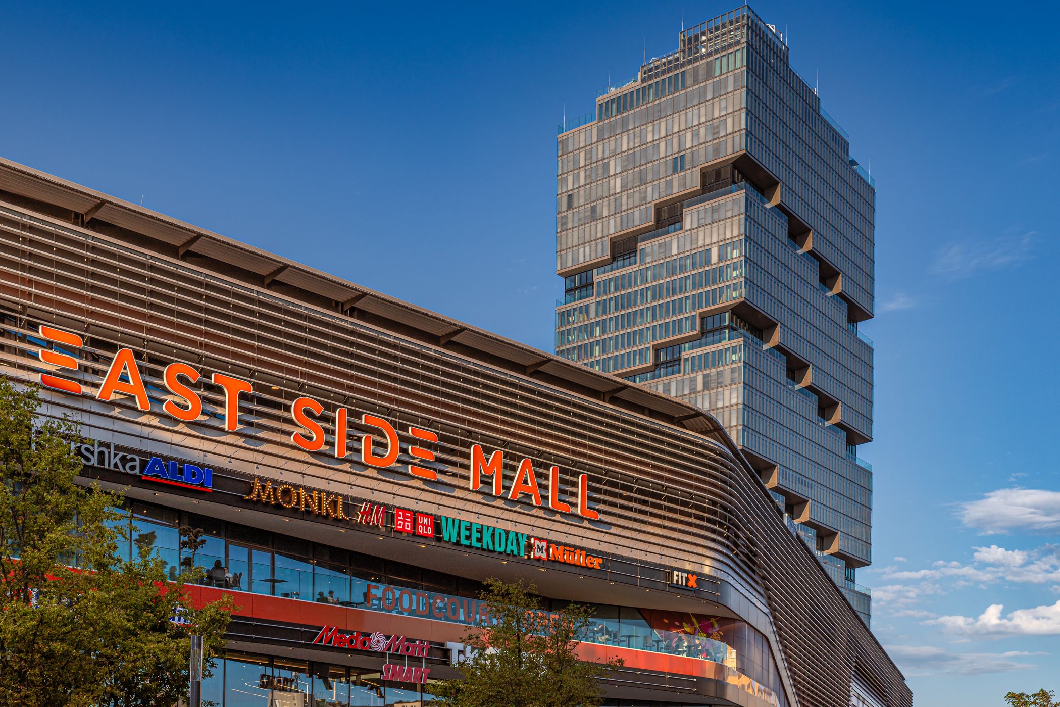 Edge East Side Tower with East Side Mall, Germany