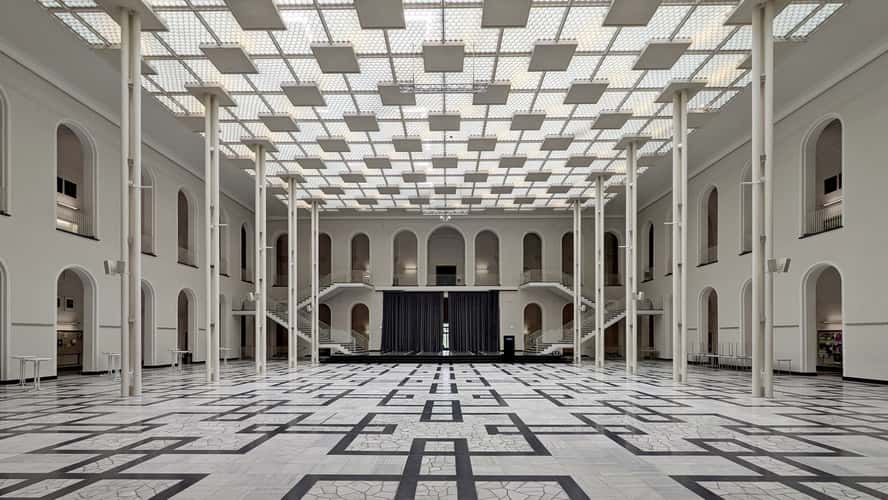 Entrance hall of the Leibniz University, Hanover