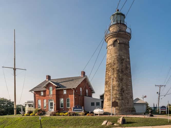 Fairport Harbor Light