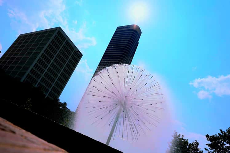 Gus S. Wortham Fountain