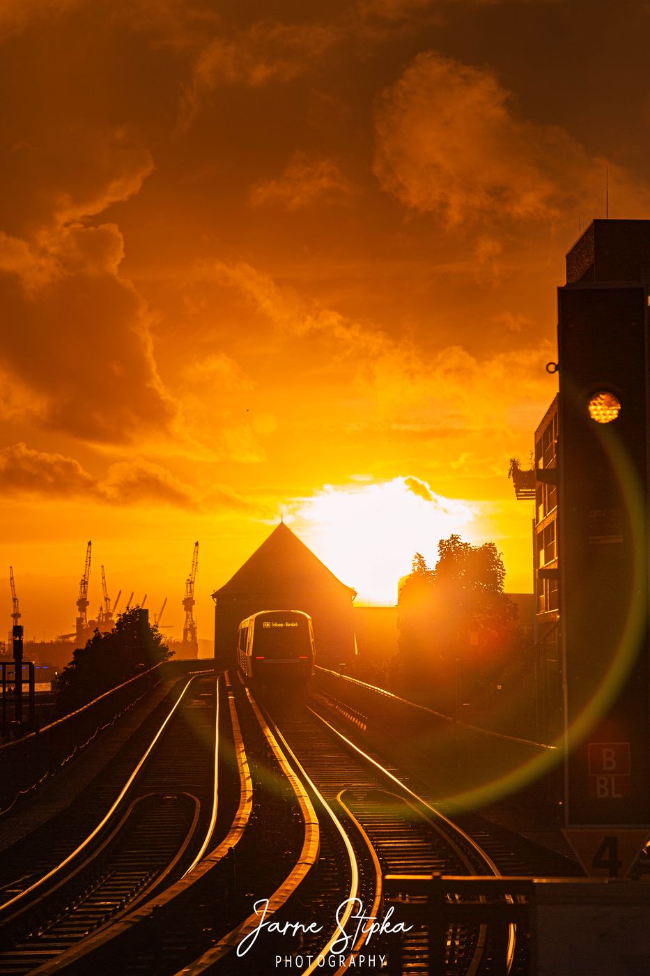Hochbahnstation Baumwall, Germany
