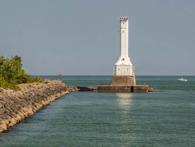 Huron Harbor Lighthouse