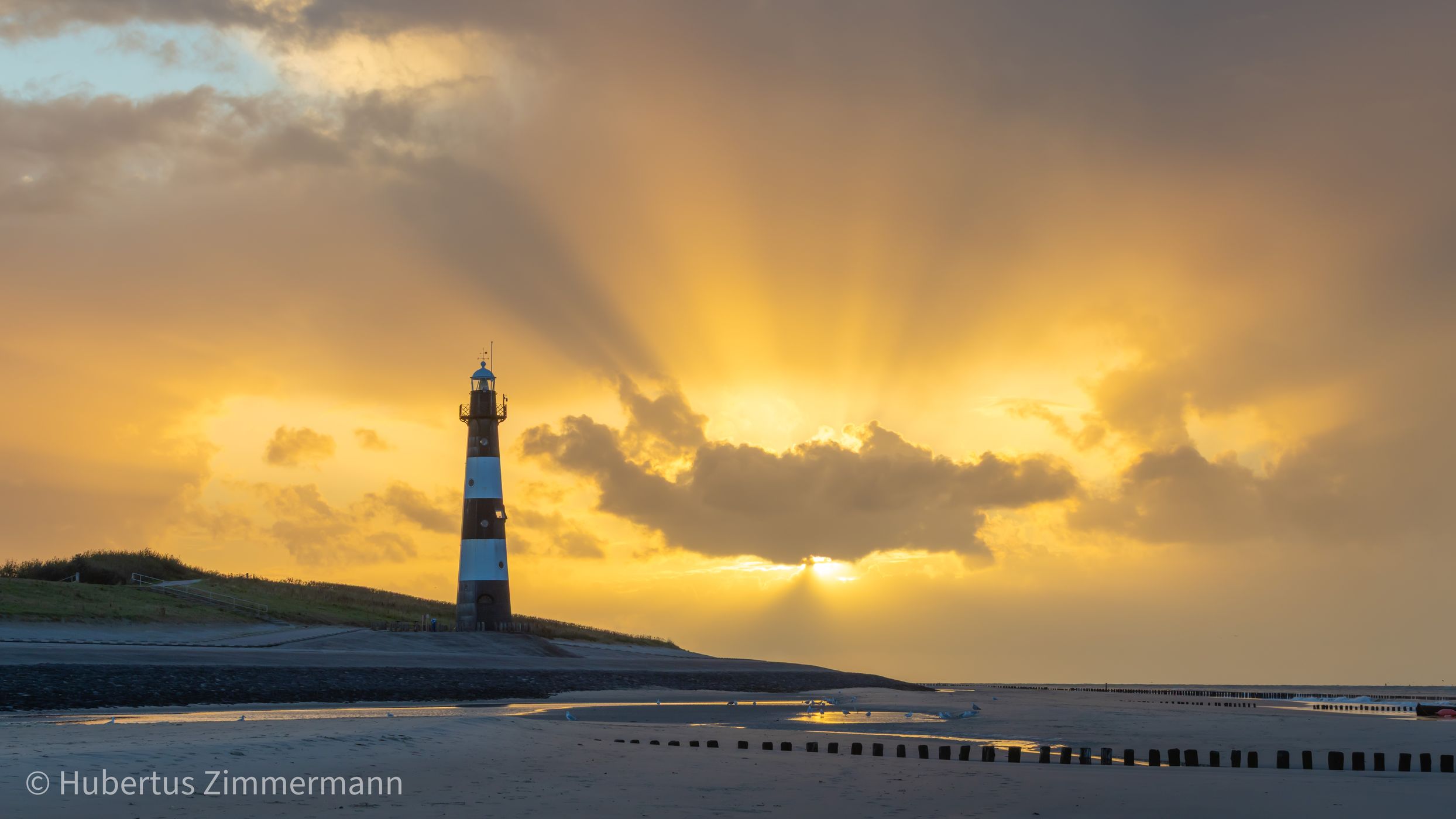 Lighthouse Nieuwe Sluis nearby Breskens, Netherlands
