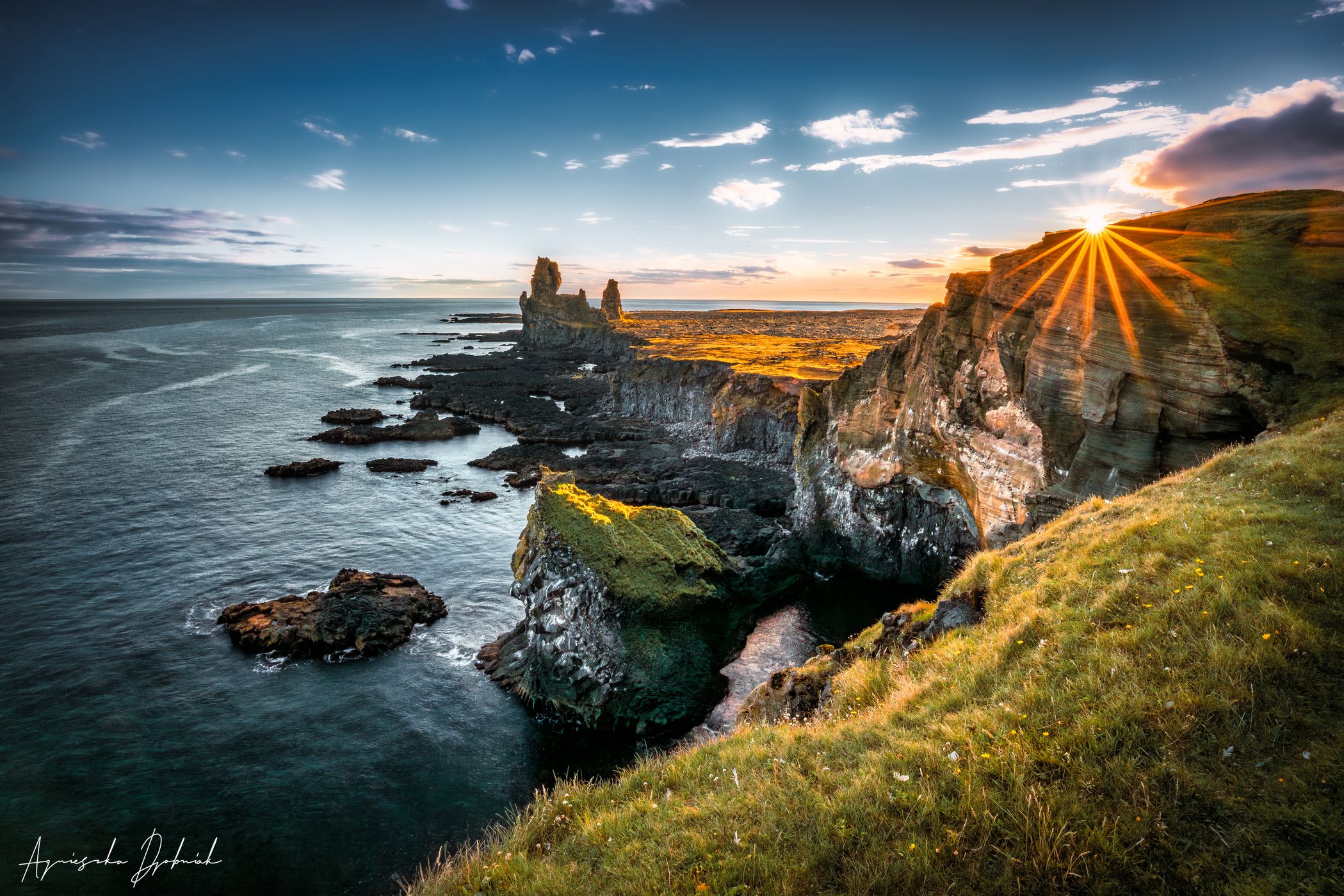 Lóndrangar View Point, Iceland