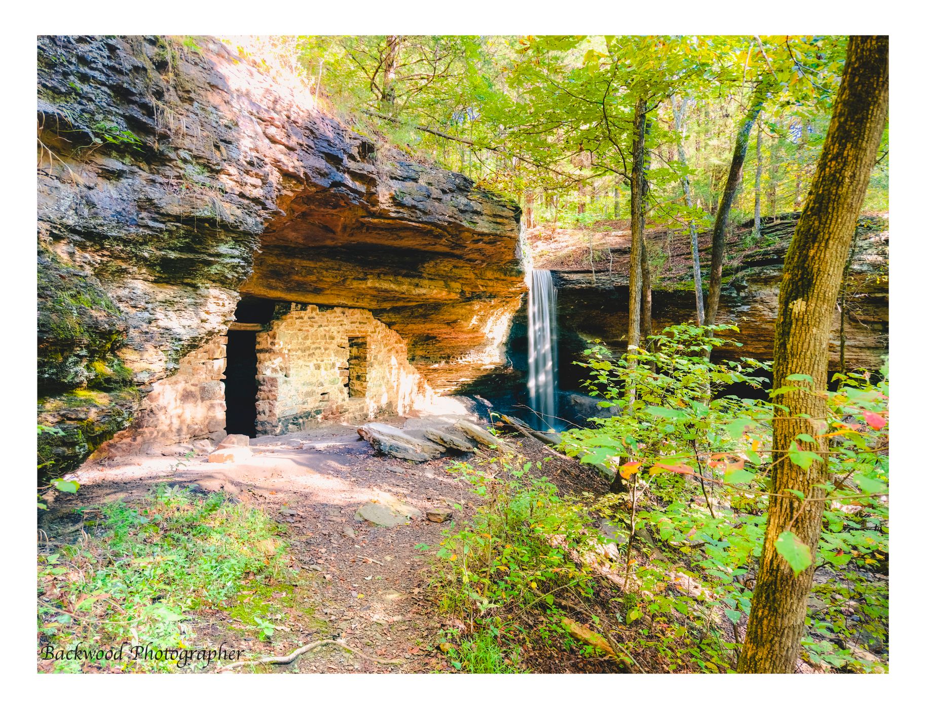 Moonshiners cave, USA