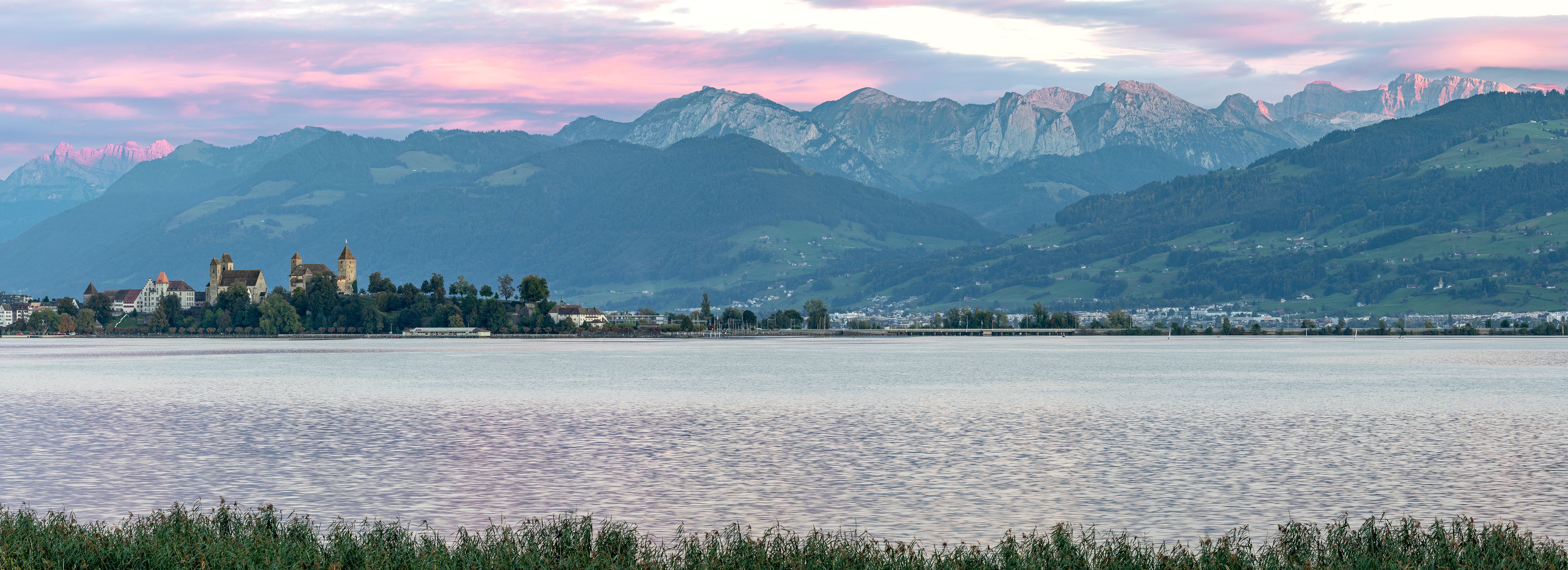 Rapperswil Castle and Lake Zürich Panorama, Switzerland