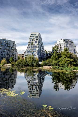 Rennes, 'Les Pyramides' building