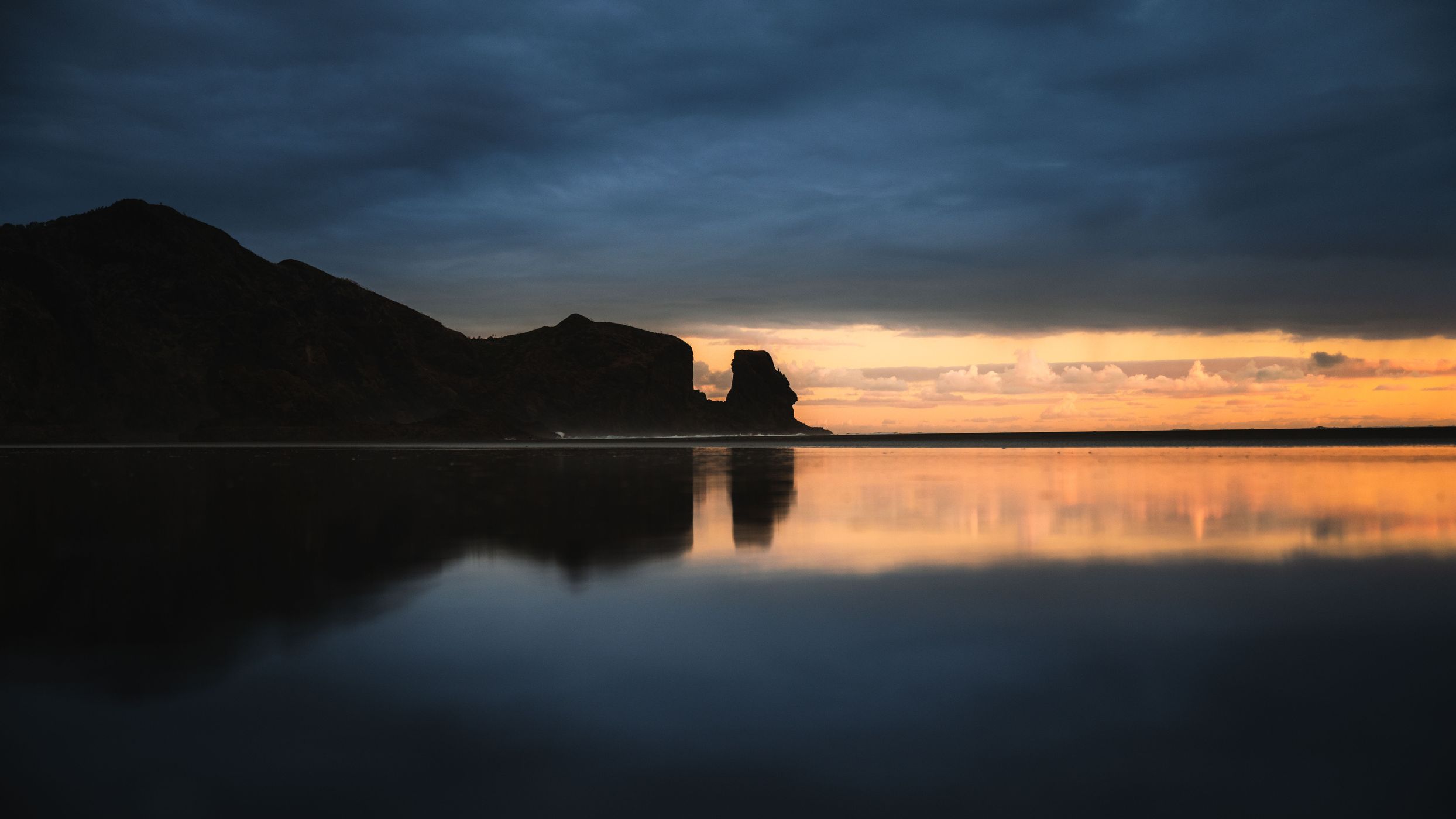 Te Henga Beach, New Zealand