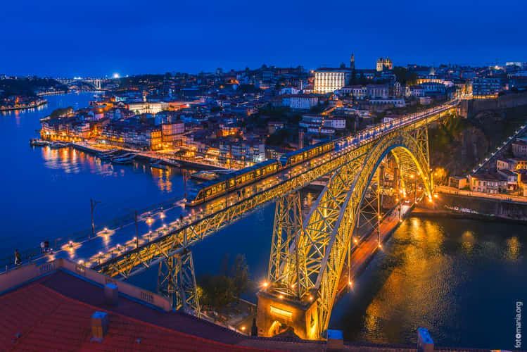 View onto Porto from the Ponte Luís I