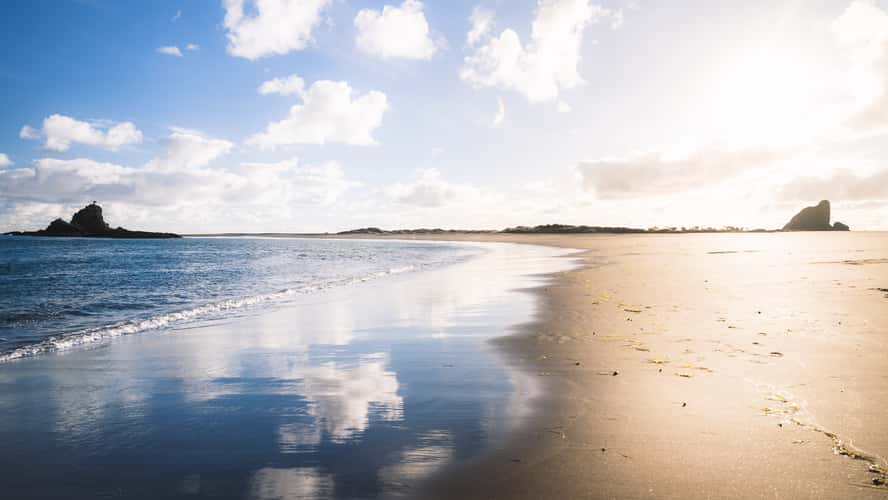 Whatipu Beach
