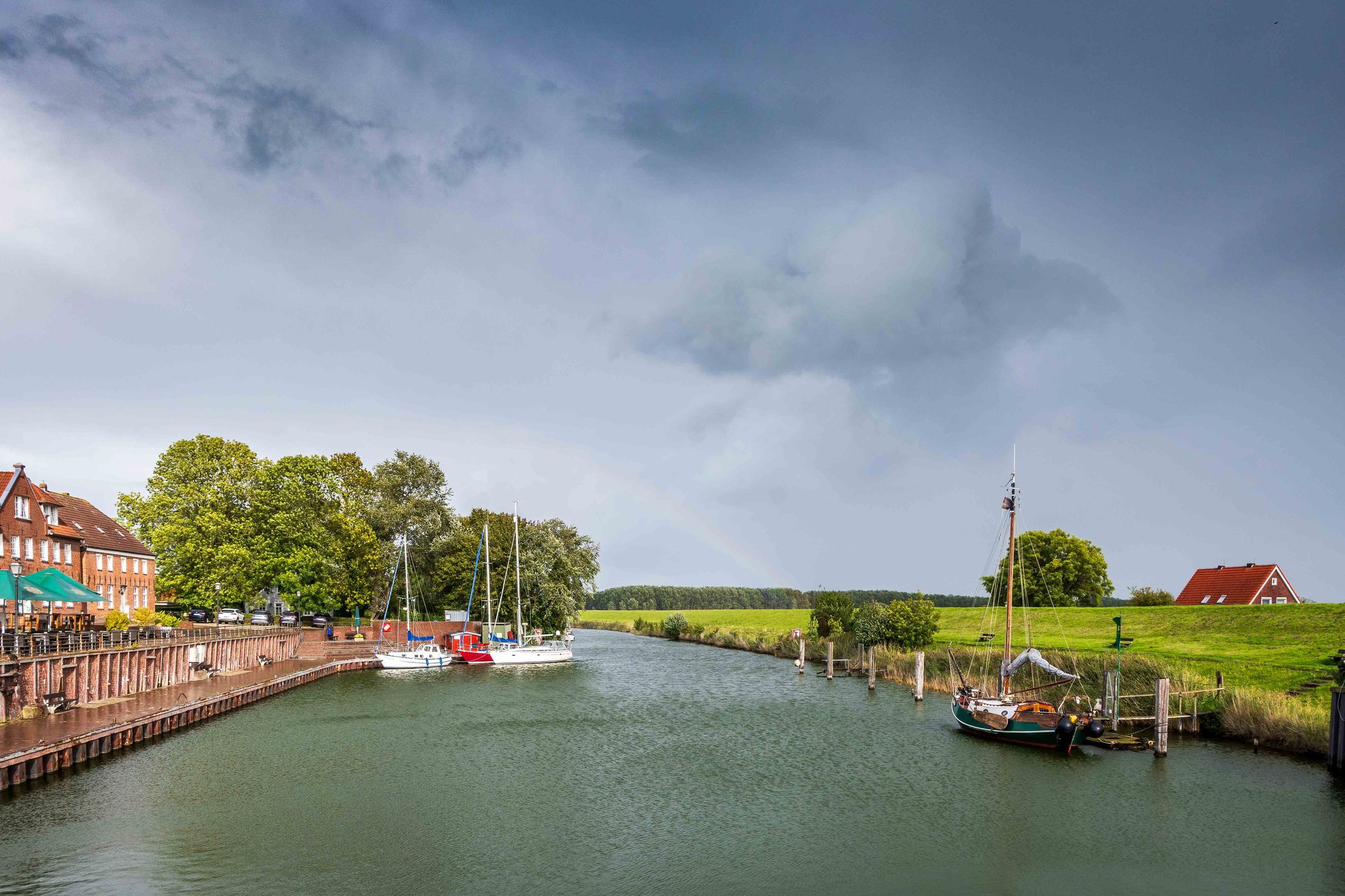Alter Hafen in Hooksiel, Germany