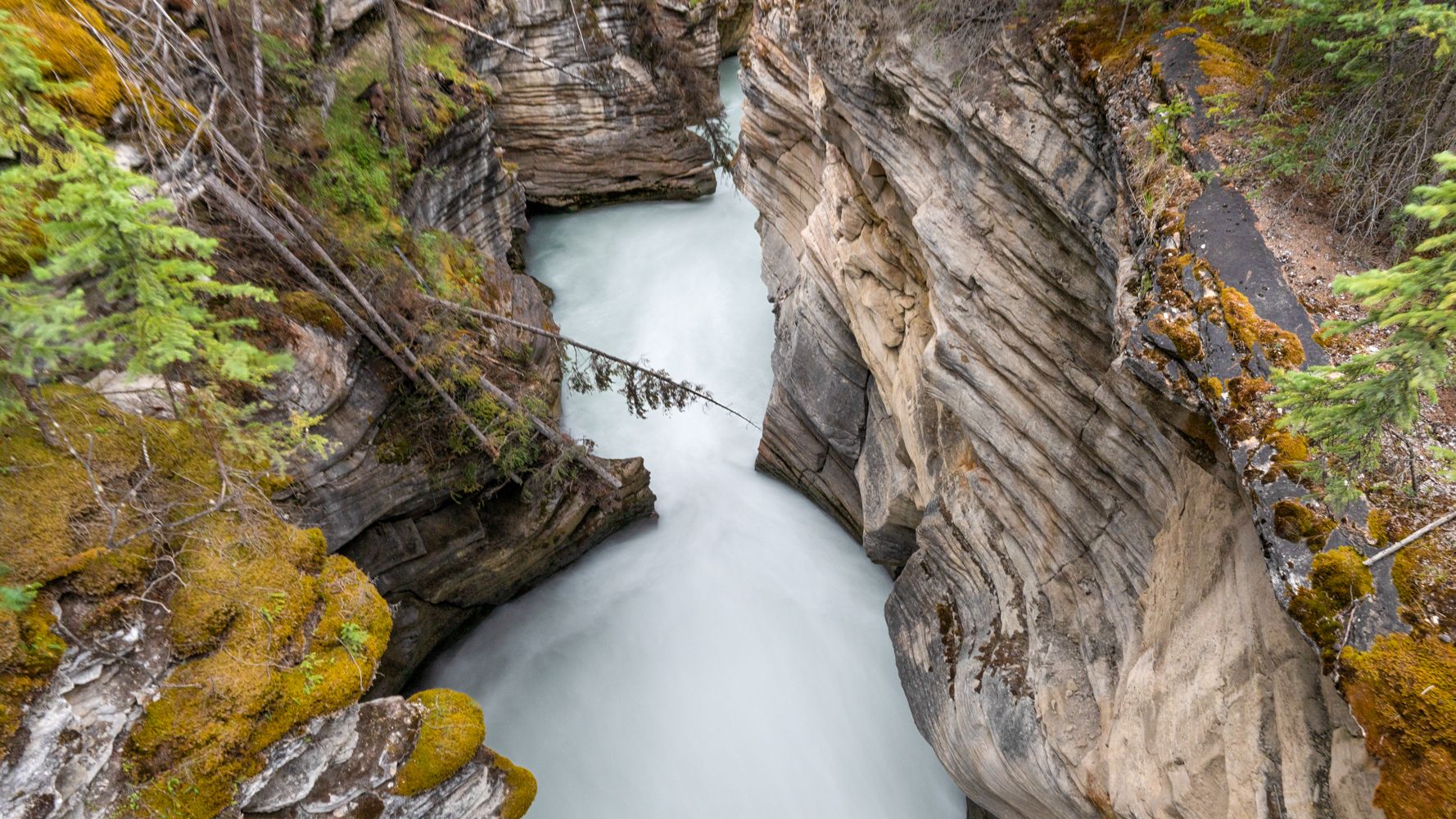 Athabasca Falls Canyon, Canada