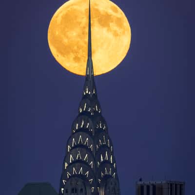 Chrysler Building Moonrise, USA
