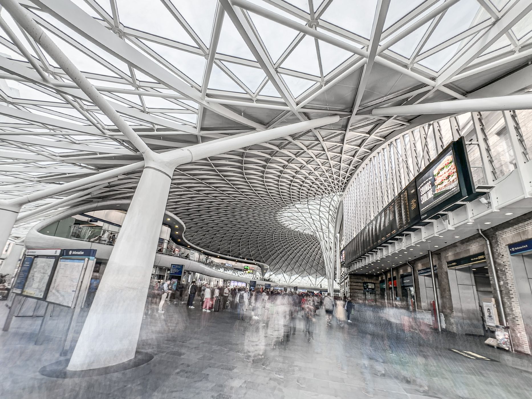 Entrance Hall at King's Cross Main Line Station, London, United Kingdom