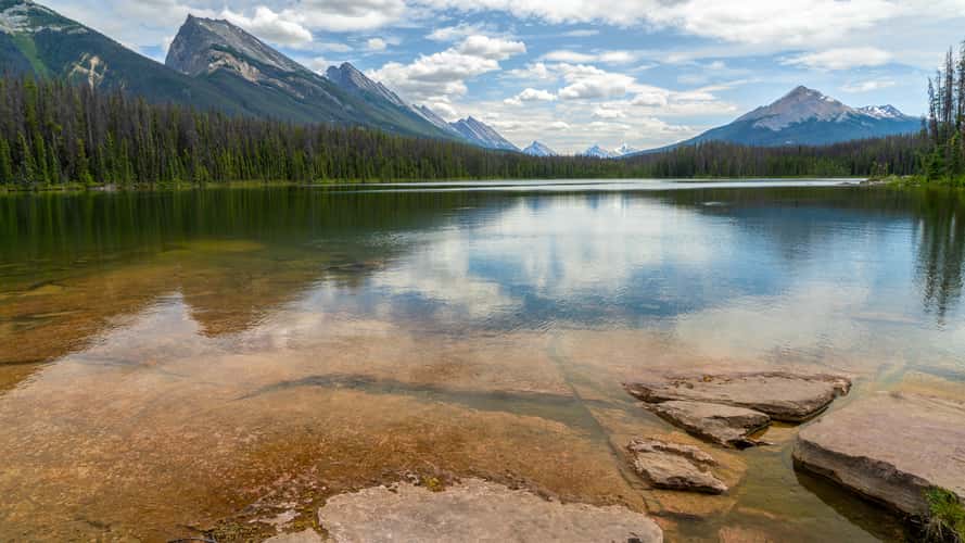 Honeymoon lake