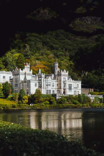 Kylemore Abbey, Connemara