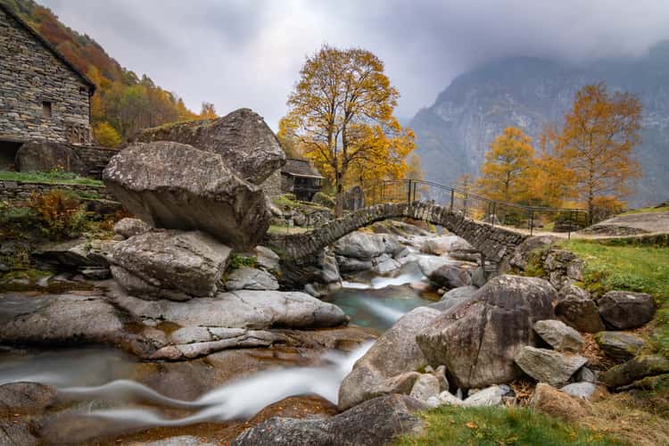 Old stone bridge over Calnegia Creek