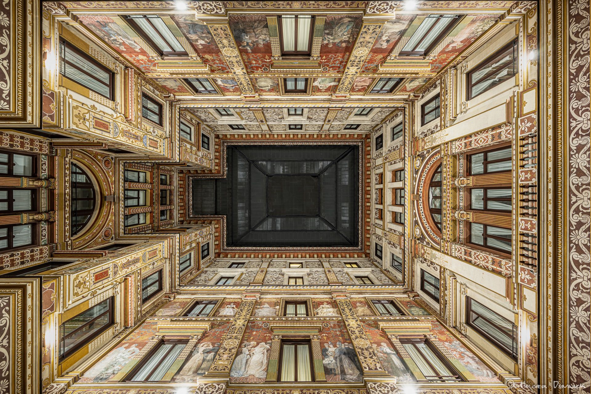 Palazzo Galleria Sciarra, Italy