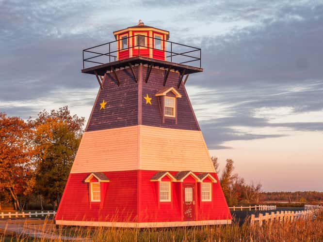 Phare de l’Ile aux foins