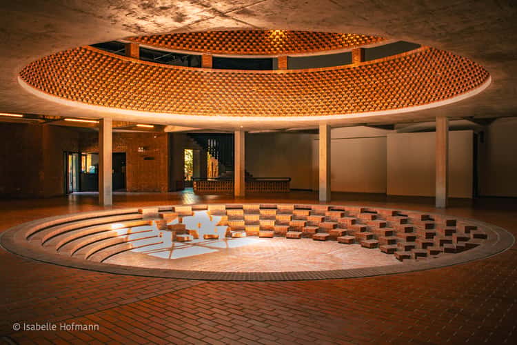 Red Brick Art Museum