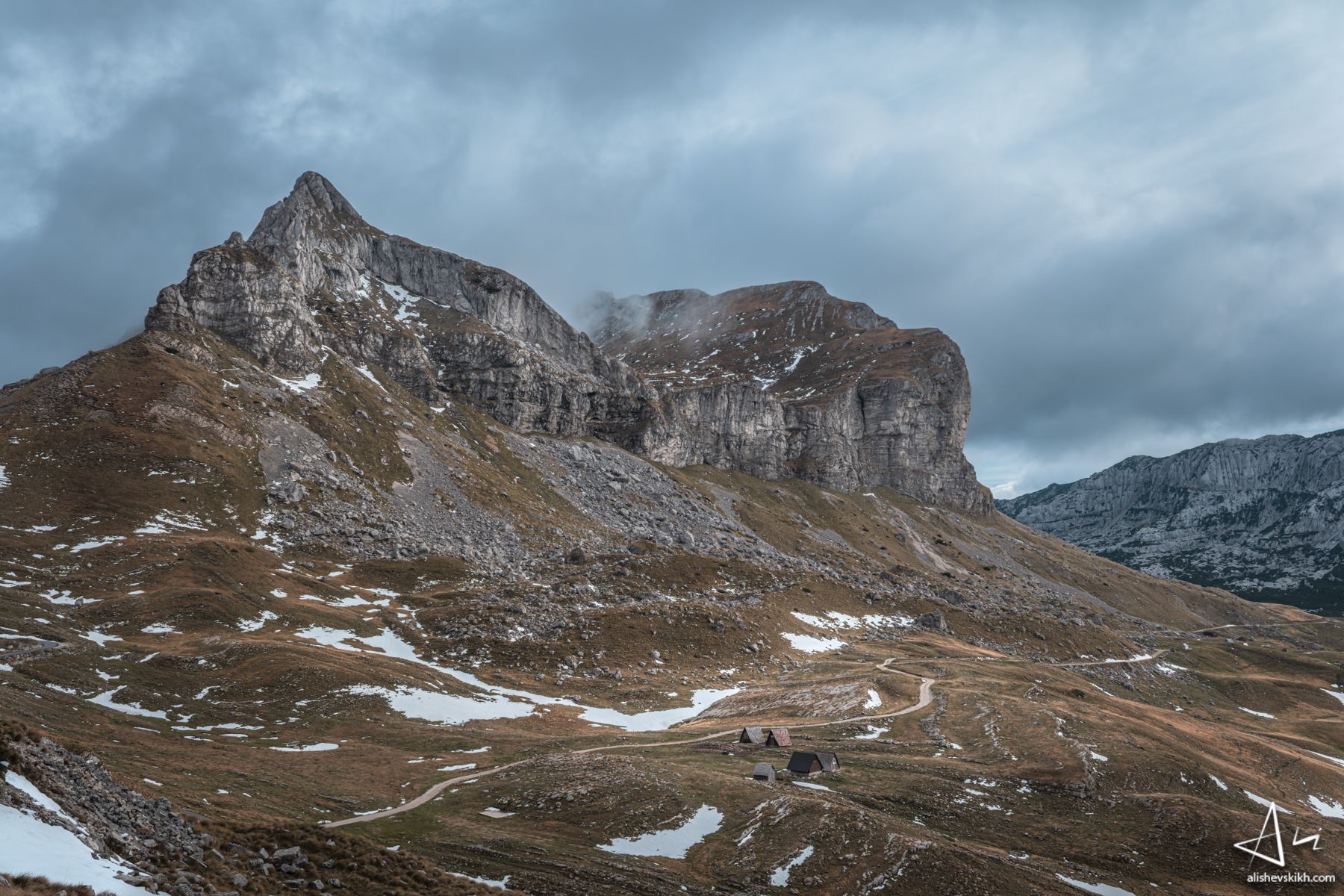 Sedlena Greda, Montenegro