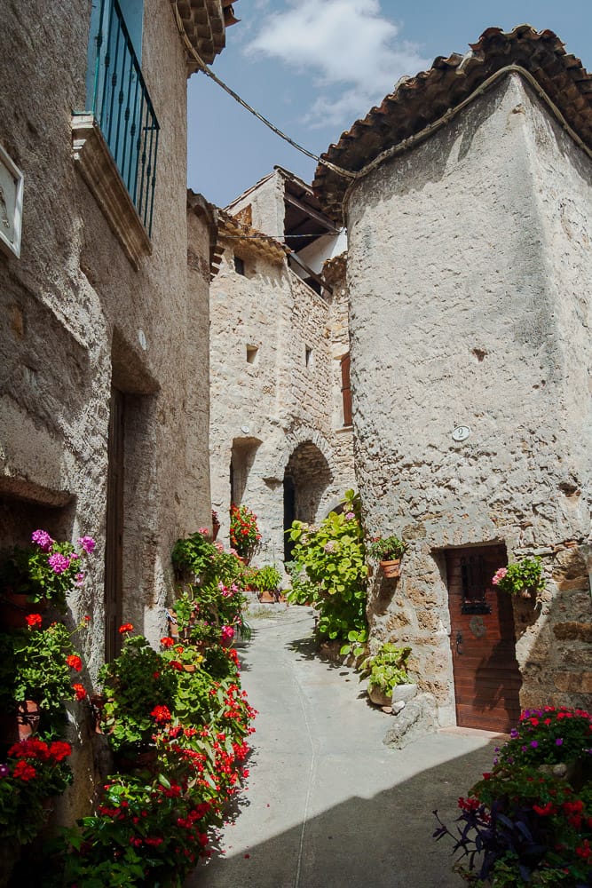 St Guilhem le Desert, France