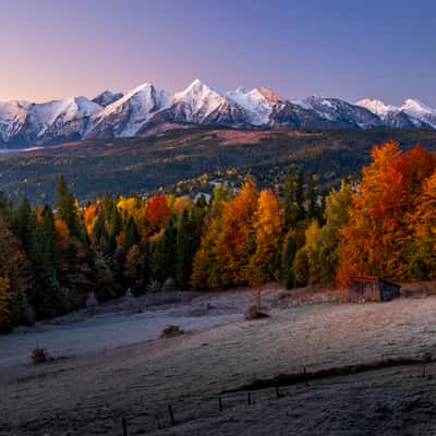 Sunrise view of Pieniny Tatras during autumn, Poland