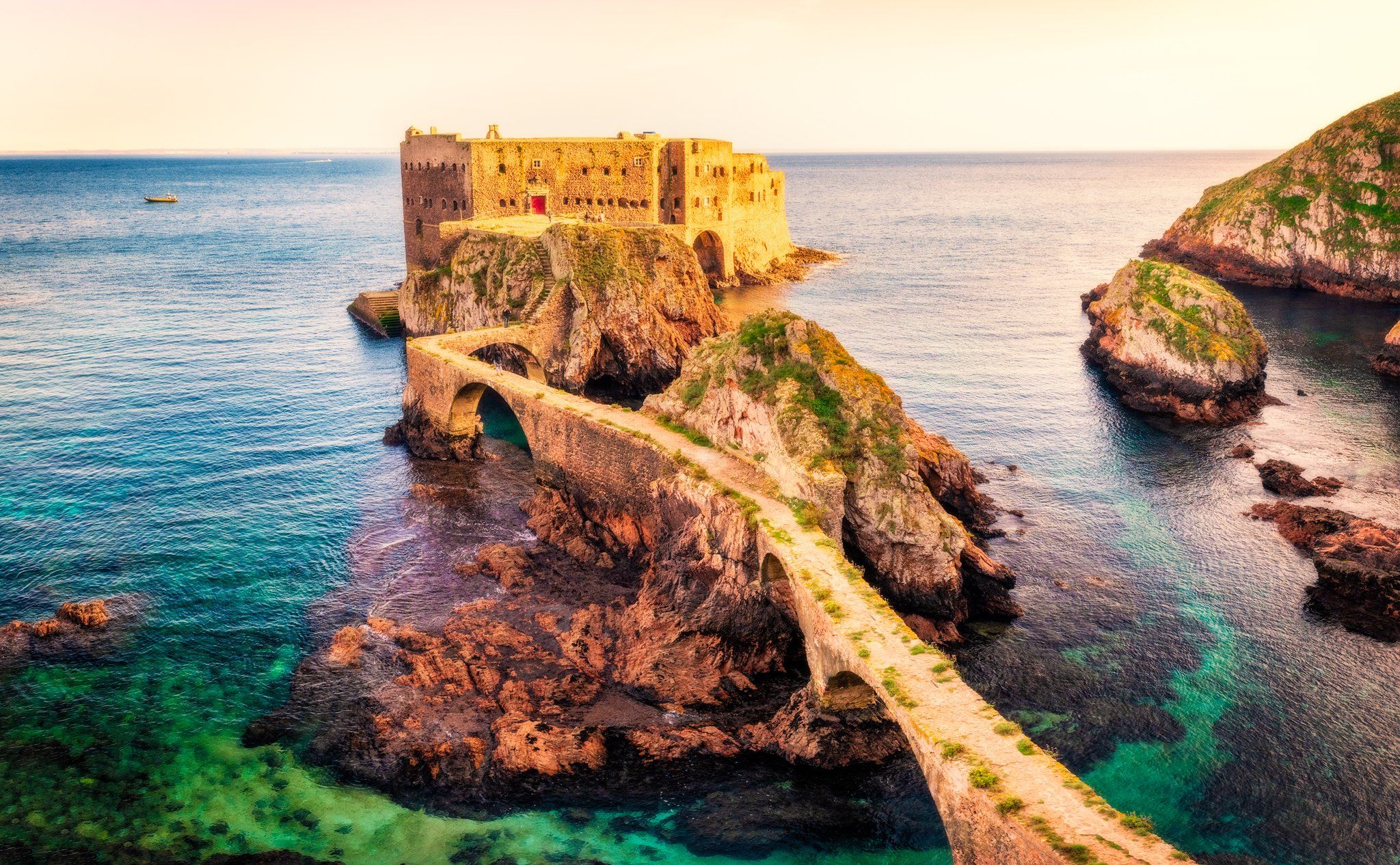 The Fortress, Portugal