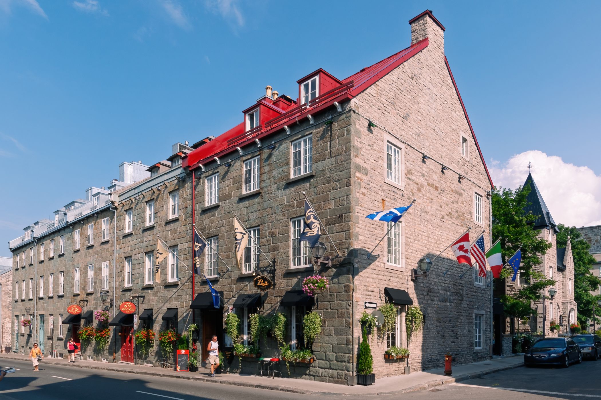 The Frontenac, Canada