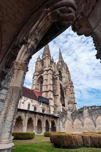 Abbaye Saint-Jean-des-Vignes in Soissons