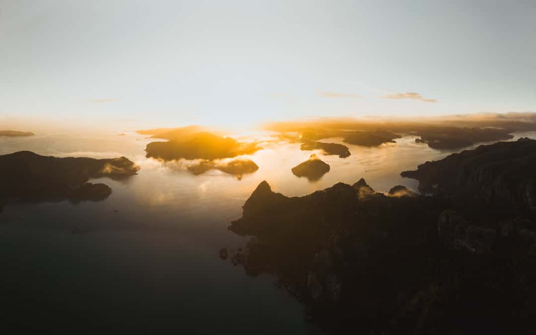 Get the exact geo-position for this spot: Duke´s Nose (Kaiaraara Rocks), Totara North