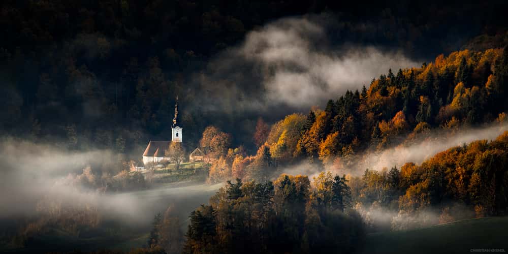 View from Razgledni stolp Plač