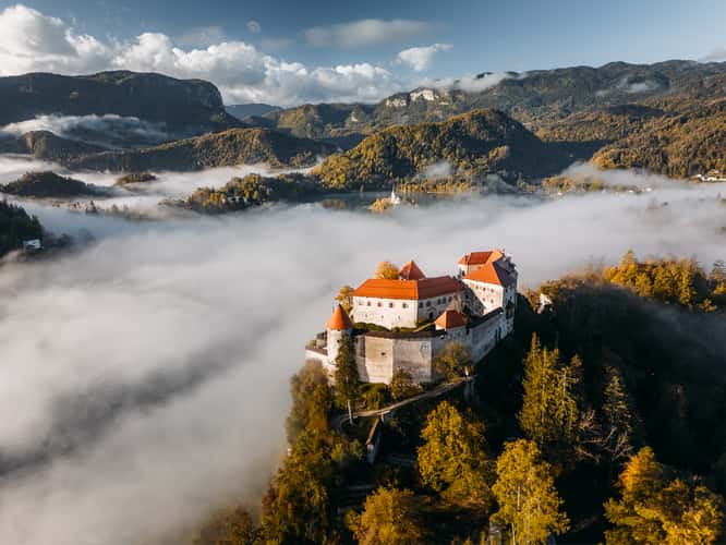 Blejski grad - Bled Castle (Drone)