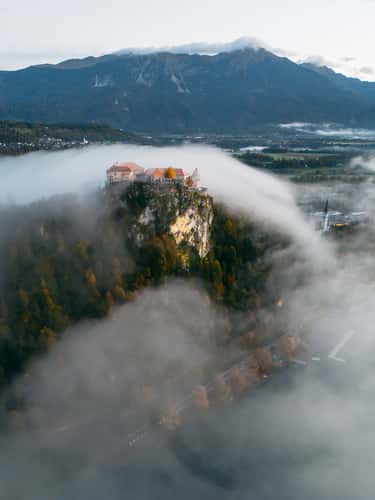 Blejski grad - Bled Castle (Drone)