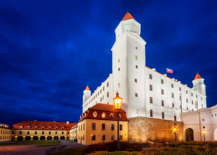 Bratislava Castle / Outside the gates