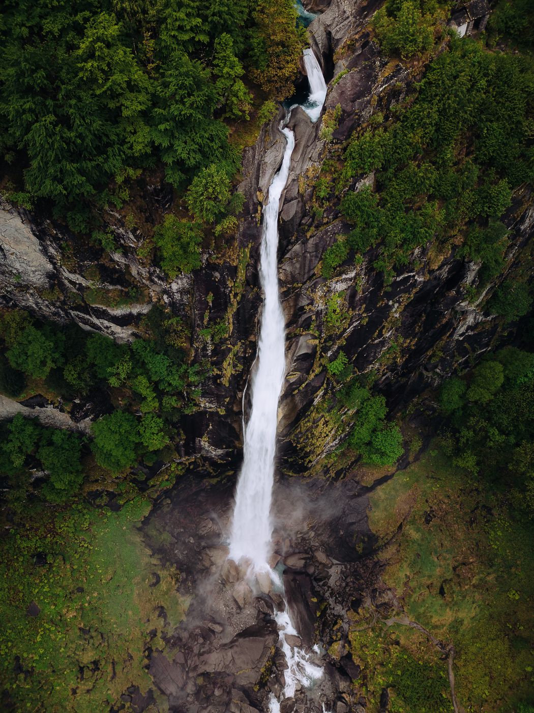 Cascada di Foroglio, Switzerland